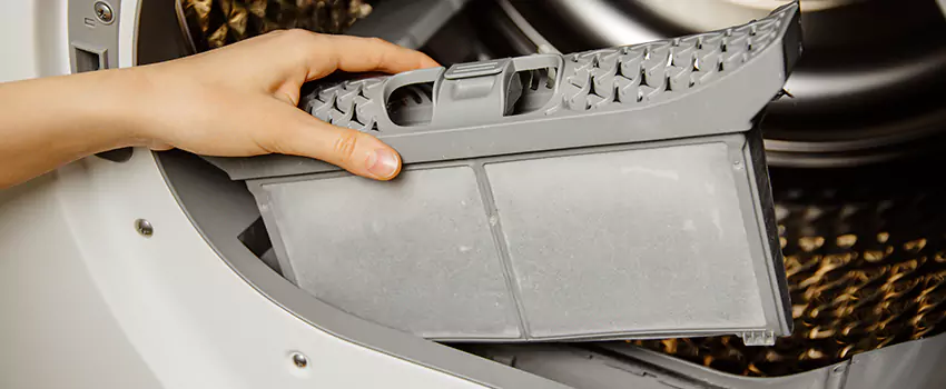Signs Of A Clogged Dryer Lint Trap in Johnstown, Pennsylvania